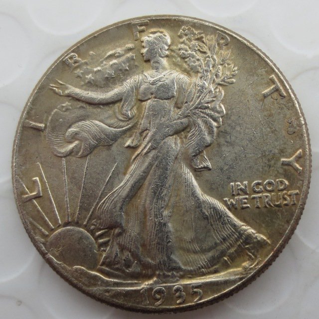 1935-p Walking Liberty Half Dollar COIN COPY