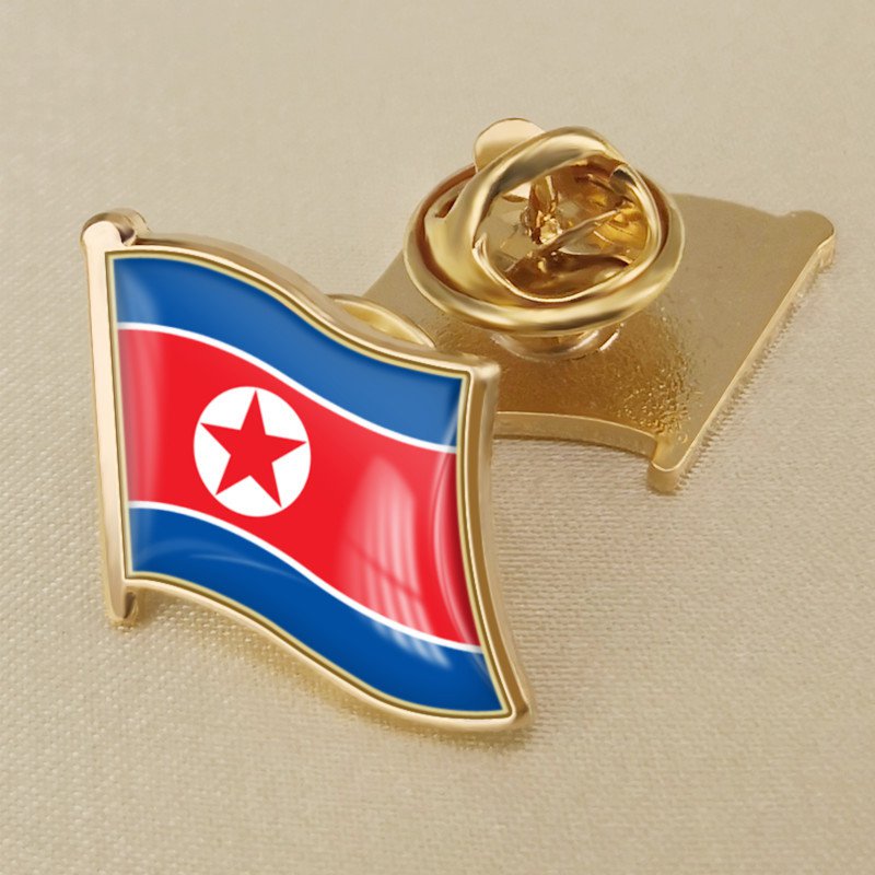 1Pcs North Korea Flag Waving Brooches Lapel Pins