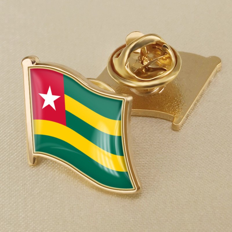 1Pcs Togo Flag Waving Brooches Lapel Pins