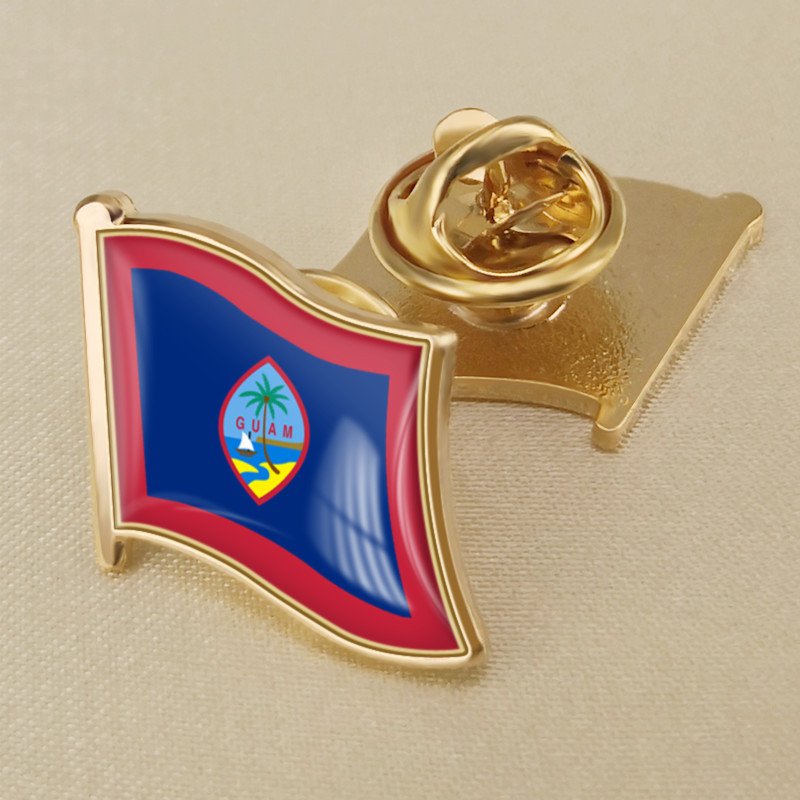 1Pcs Guam Flag Waving Brooches Lapel Pins