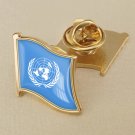 1Pcs United Nations Flag Waving Brooches Lapel Pins