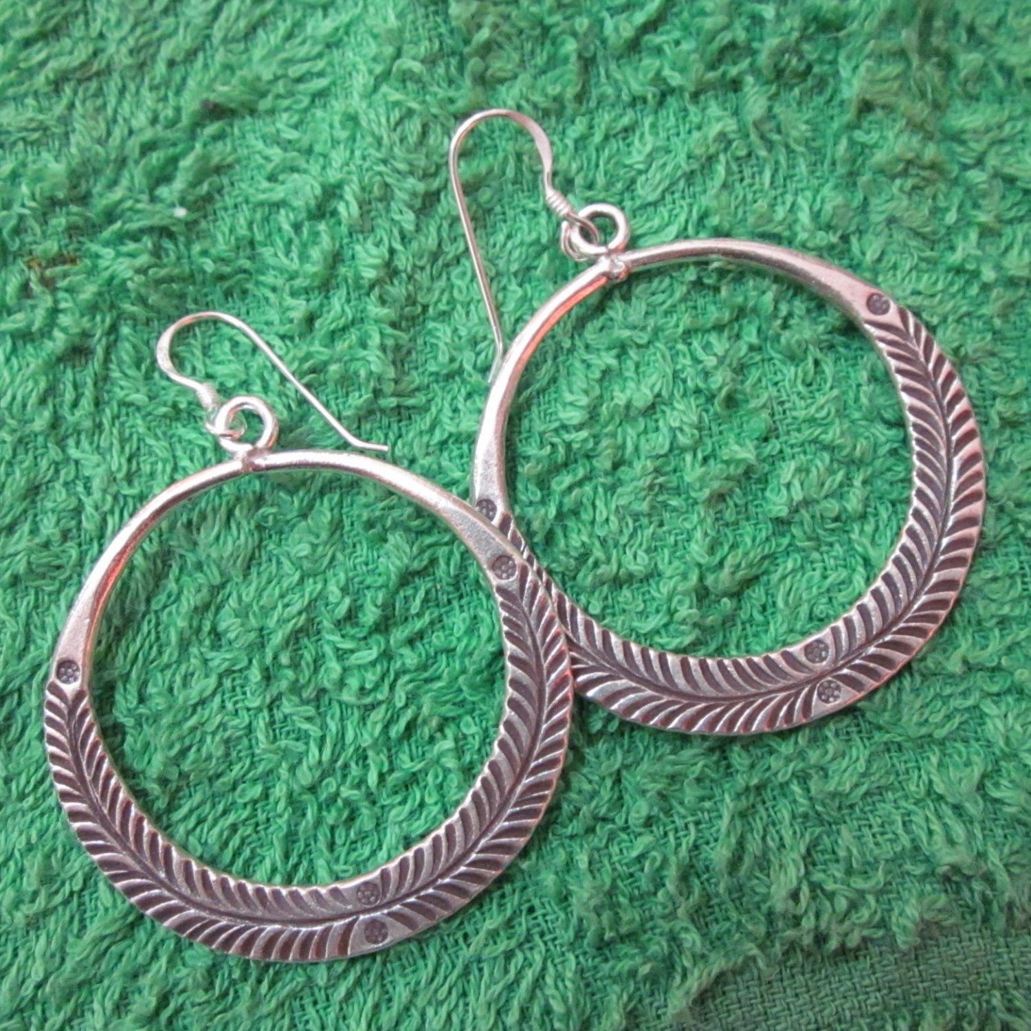 Hill Tribe Earrings Pure Silver Handcrafted Artisan Hoops Round Olive er056