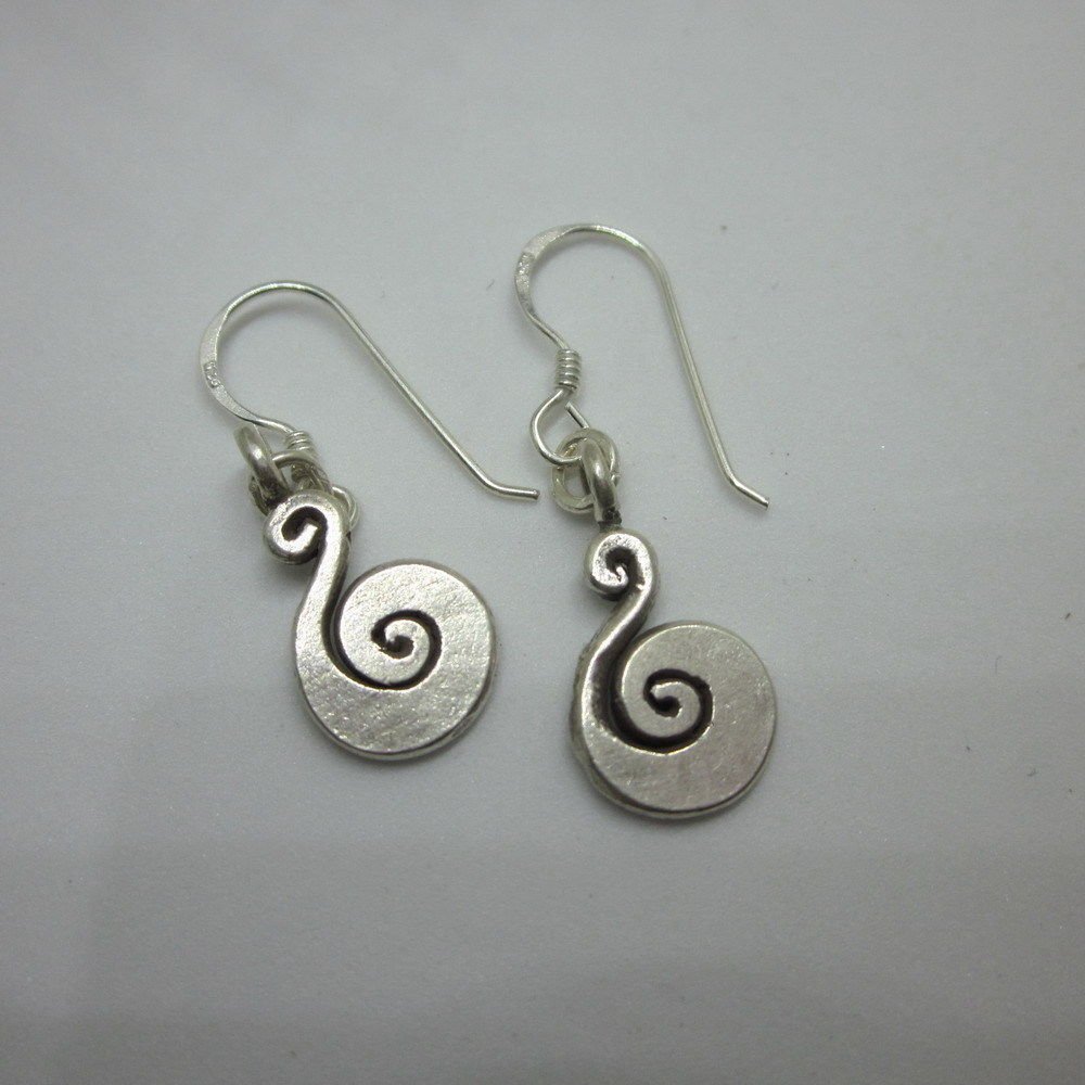 Hill Tribe Fine Sterling Silver Earrings Small Dangle Filigree Vintage Jewelry