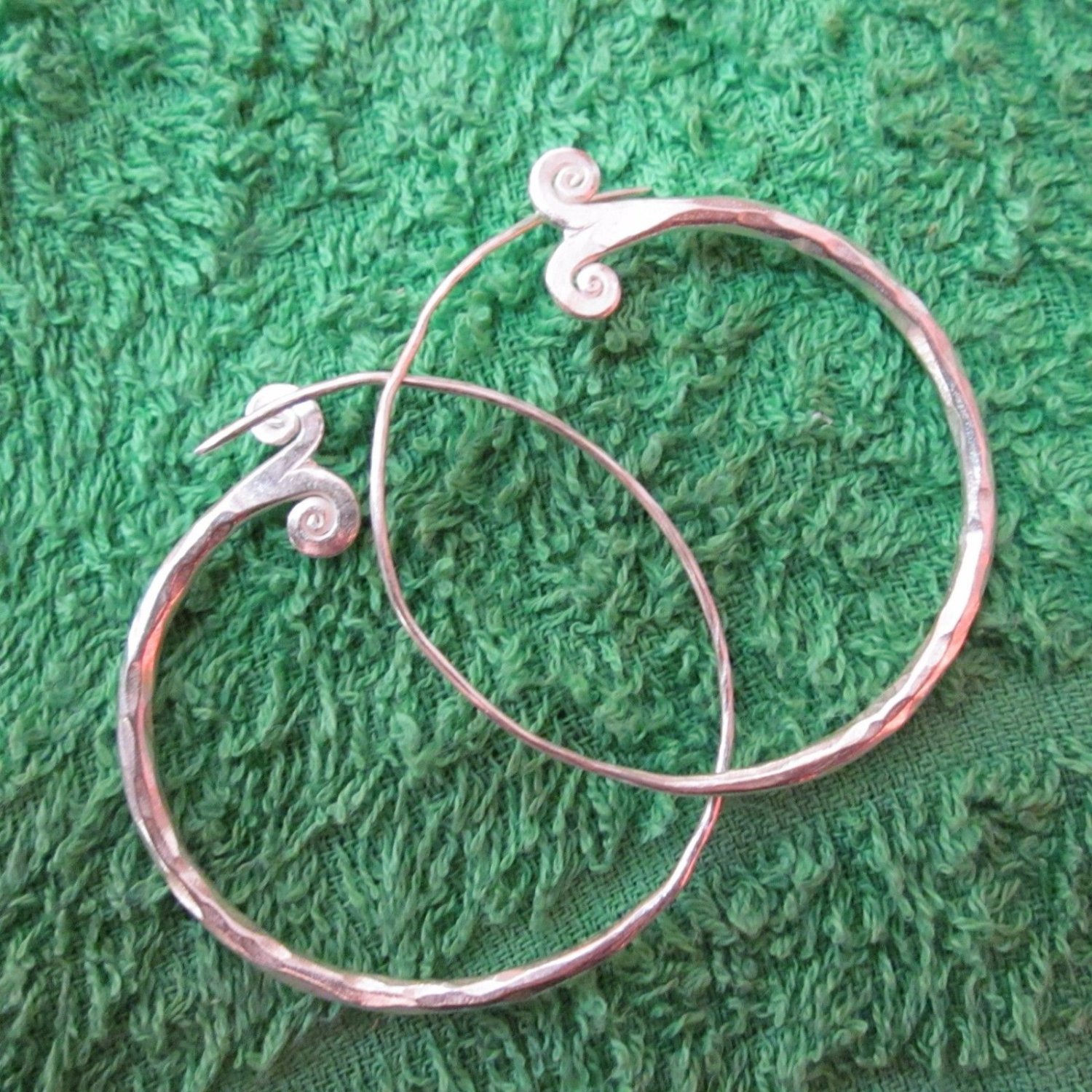 Hill Tribe Earrings Pure Silver Handcrafted Artisan Hoops spiral hammered er052