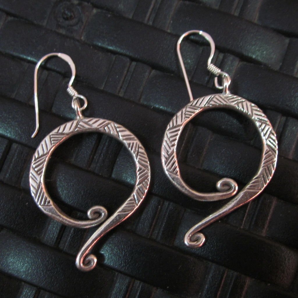 Silver Earrings Hill Tribe Handcraft Ethnic Artisan Tribal Round er036