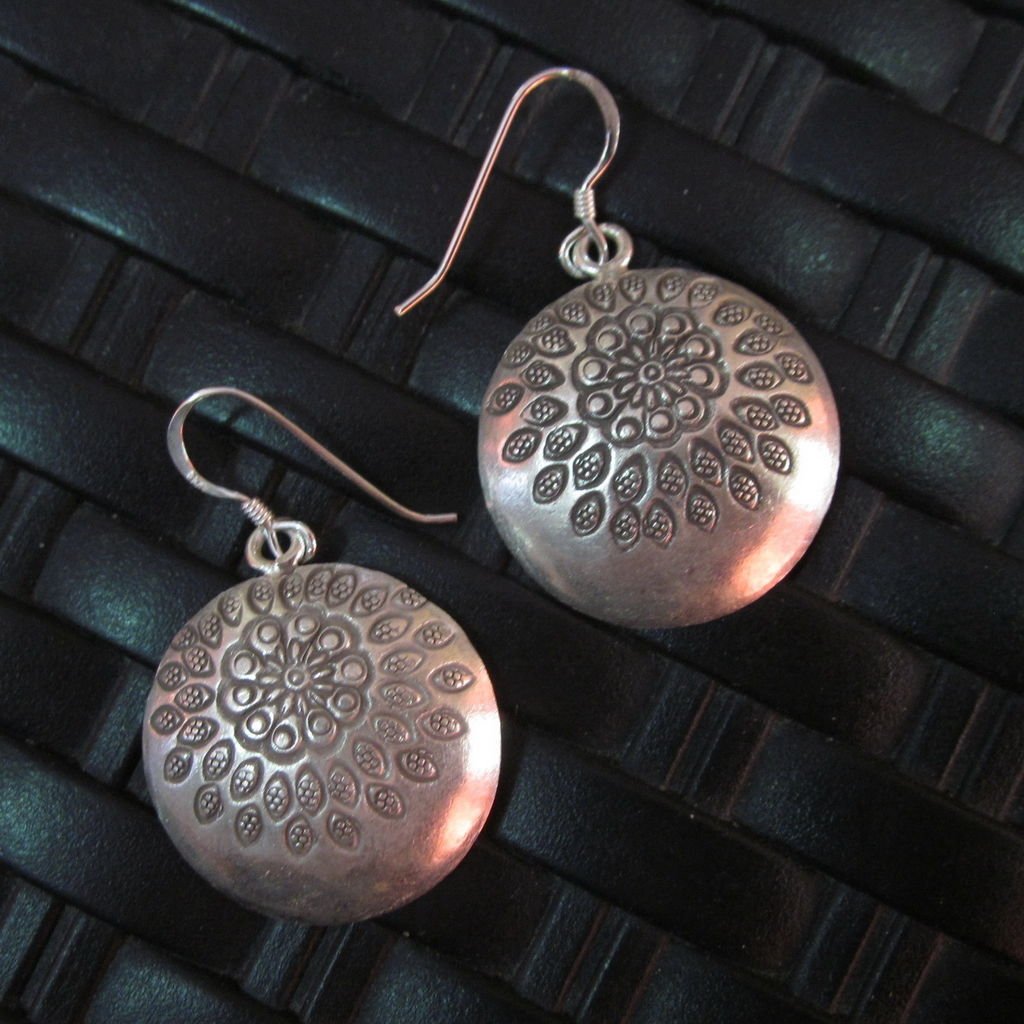 Silver Earrings Hill Tribe Handcraft Ethnic Tribal Dome Shape er046
