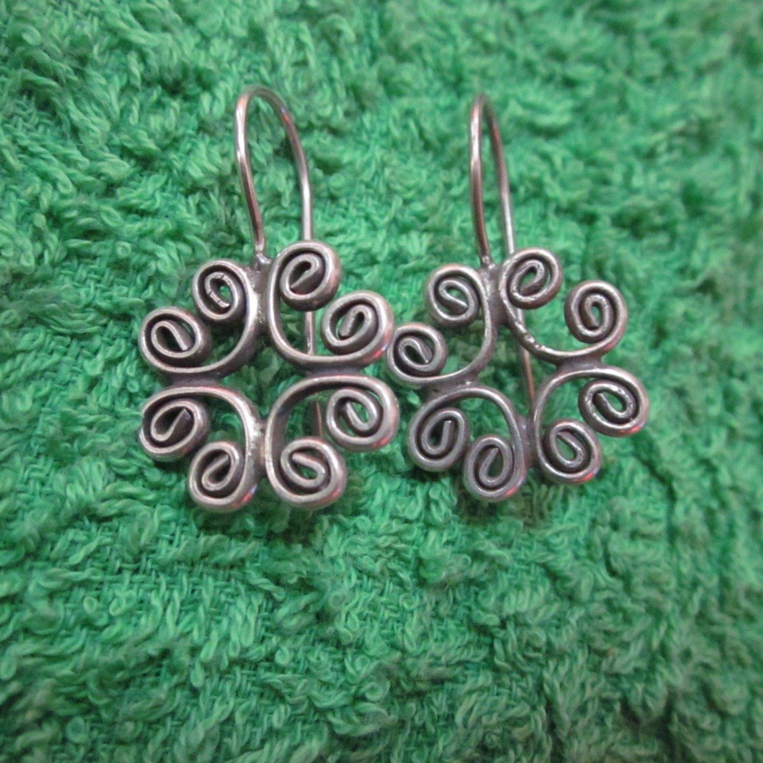 Hill Tribe Earrings Pure Silver Handcrafted Artisan Celtic Pattern Dangle er061