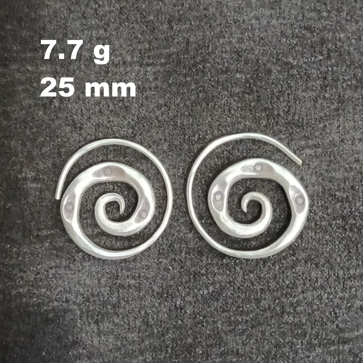 FINE SILVER EARRINGS VINTAGE CRAFT DANGLE ARTISAN 7g BOOB ROUND FILIGREE #E038