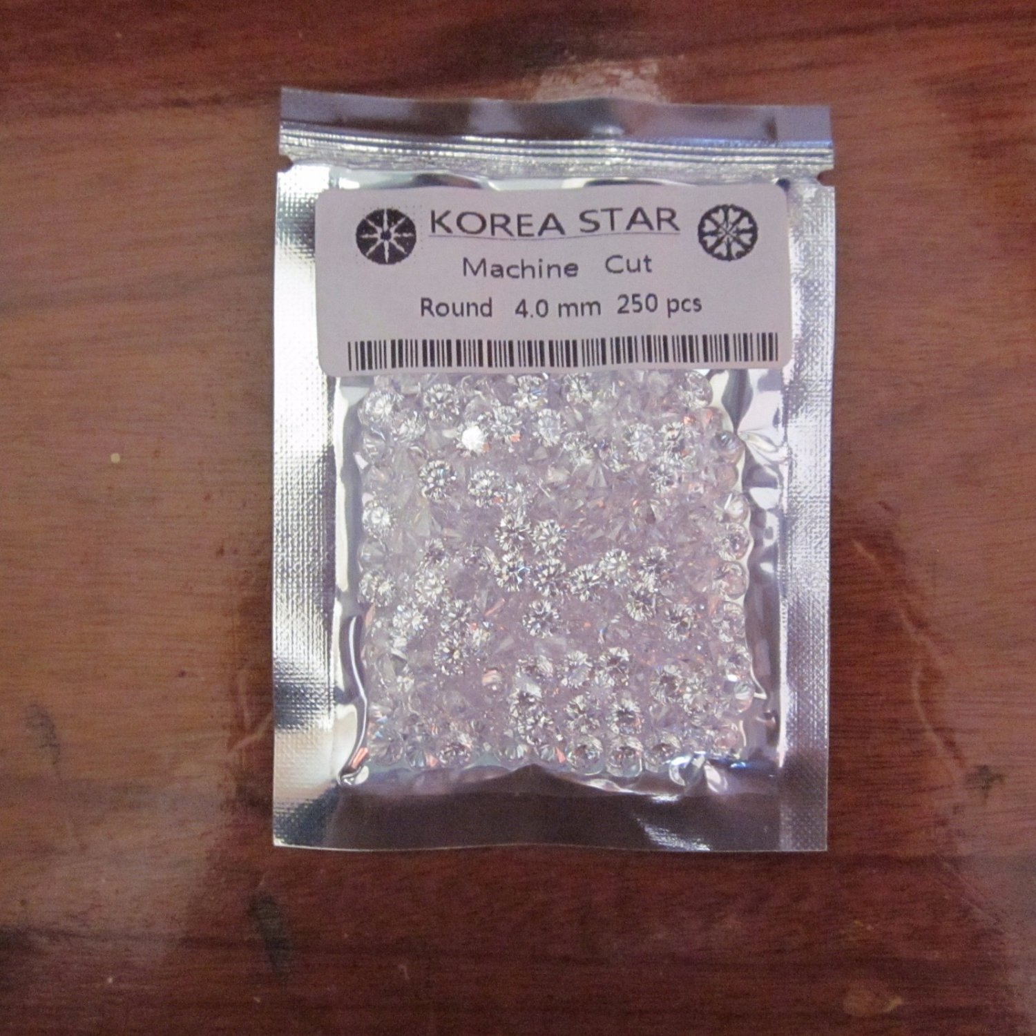 Cubic Zirconia Clear CZ Round Cut 4.0mm 250 pcs Pack AA Premium Loose Beads Gems
