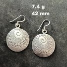 FINE SILVER EARRINGS VINTAGE CRAFT DANGLE ARTISAN 7g EMBOSSED ROUND #E027