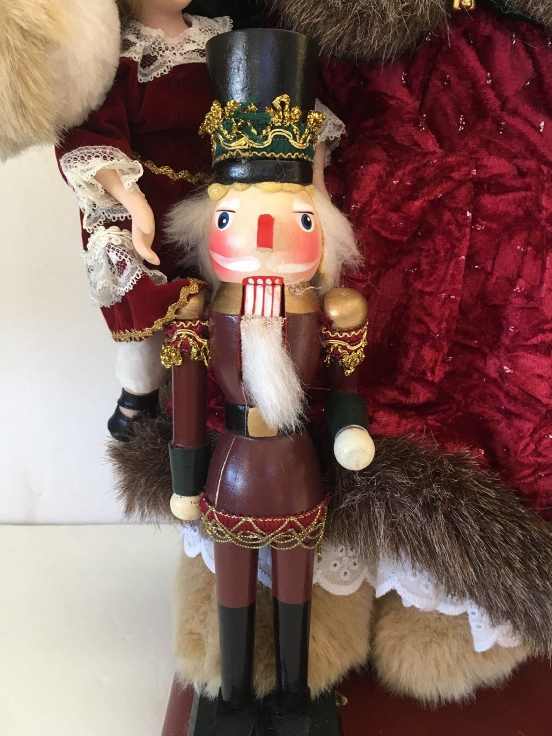 mr and mrs claus plush dolls