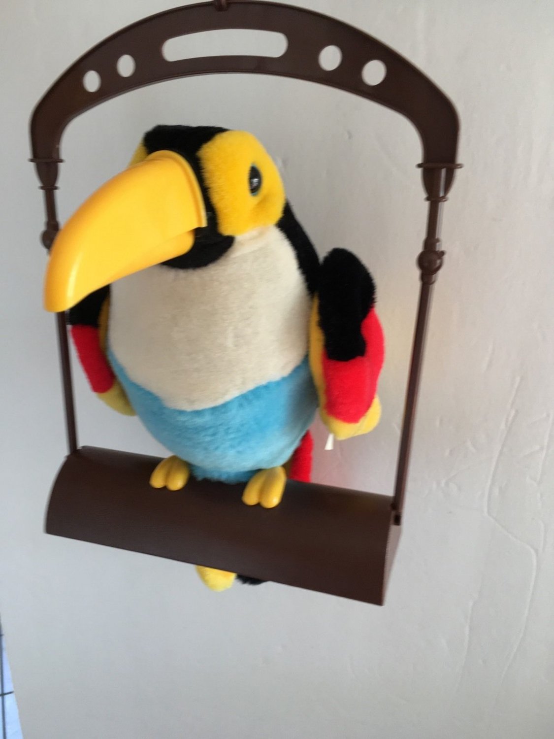 Animated Talking Toucan!