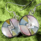 Round Thunderbolt Natural Pearly Earrings [JWL_E8924]