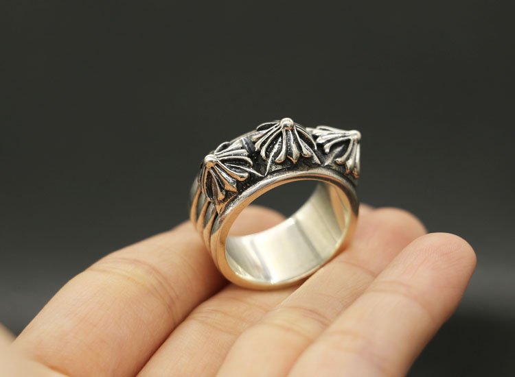 Chrome Hearts  Punk style rivet cross Ring S925 Sterling Silver Cross  ring