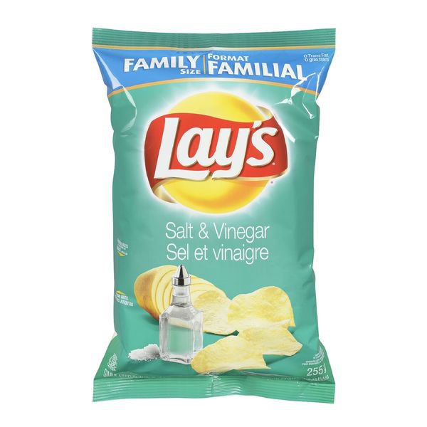 LAY'S Family size salt and vinegar chips 255 gr From Canada
