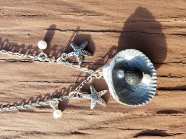 Shell aromatherapy lava rock necklace
