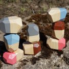 Wodden balancing rocks Tumi Ishi