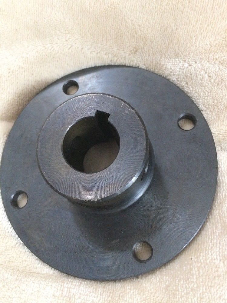 Hub for Swenson Salt Spreader 0601200000