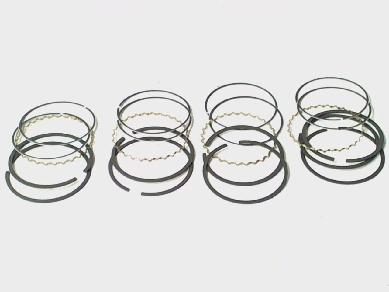 Sealed Power E-371KC Piston Ring Set For 1974-1977 Honda Civic 1.2 L4 Engine