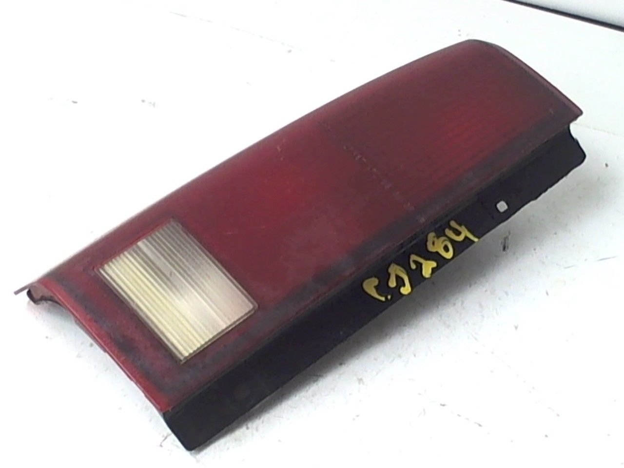 85 05 Safari Astro Tail Light Left 86 87 88 89 90 91 92 93 94 95 96 97