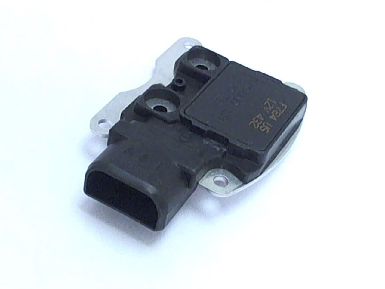 Airtex 1V1098 Voltage Regulator Ford Mercury Taurus Tracer Escort Windstar Sable