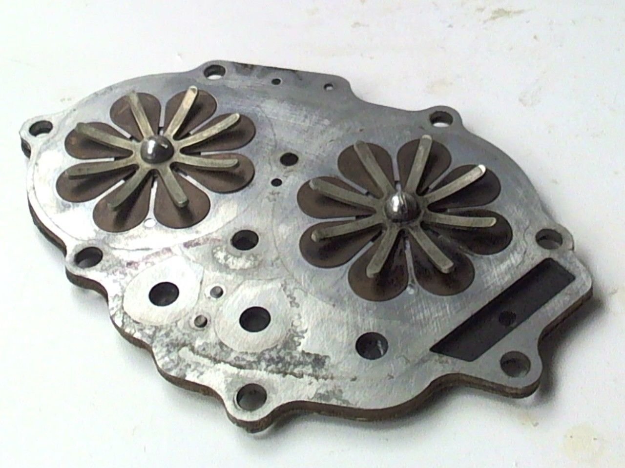 1959 Johnson Sea-Horse 18HP Engine Intake Manifold Reed Valve Outboard FD 13 R