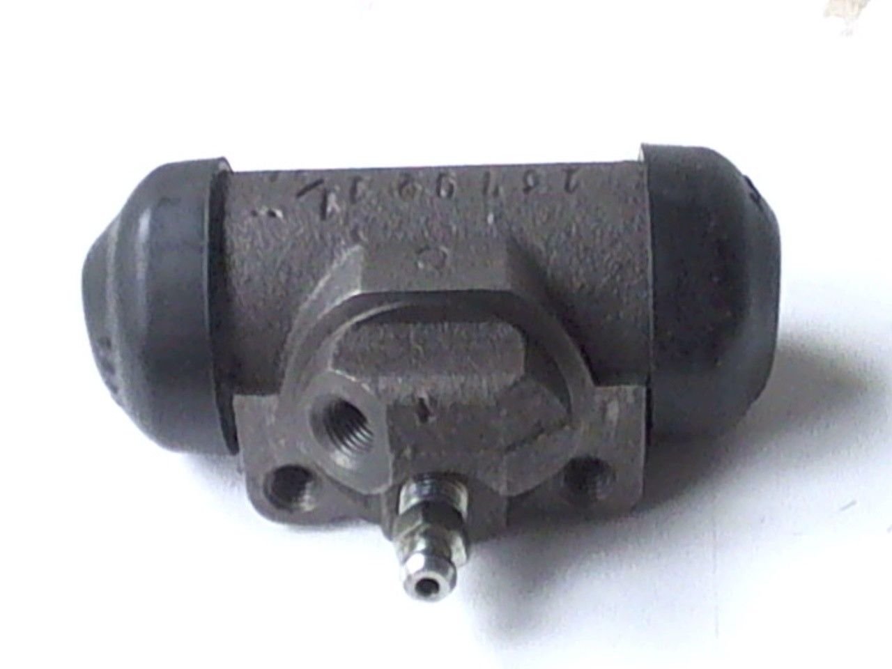 Front Right Drum Brake Wheel Cylinder Fits Dodge Ford E-350 Econoline
