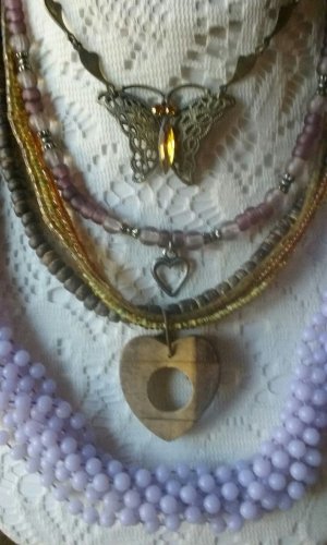 Vintage necklaces 4 pc lot lilac AERO heart butterfly wood costume bead boho