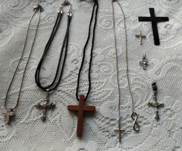 8 Vintage Modern Religious Christian Jewelry Crucifix Estate pendant necklace