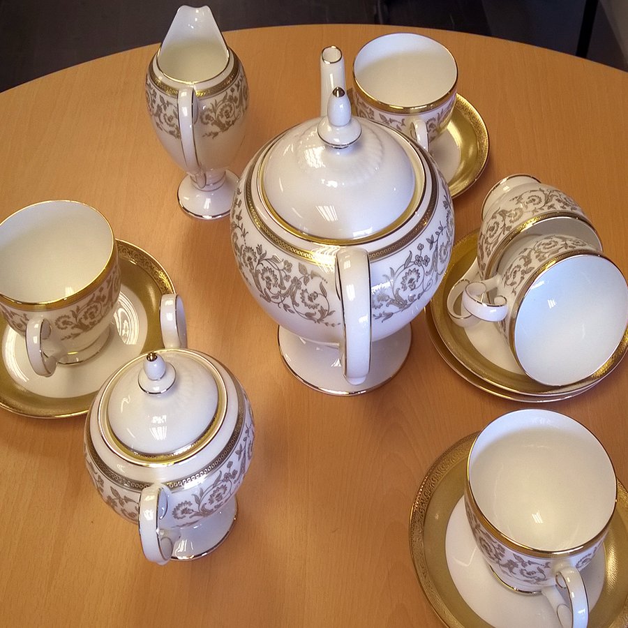 Bone China Tea Set 17 Pieces, 22k Gold Plated, Excellent Quality