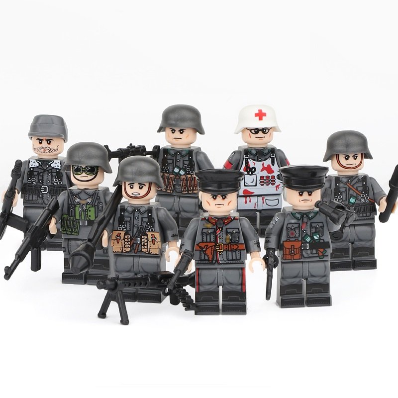 New WW2 German Medical Soldiers Minifigures Weapons