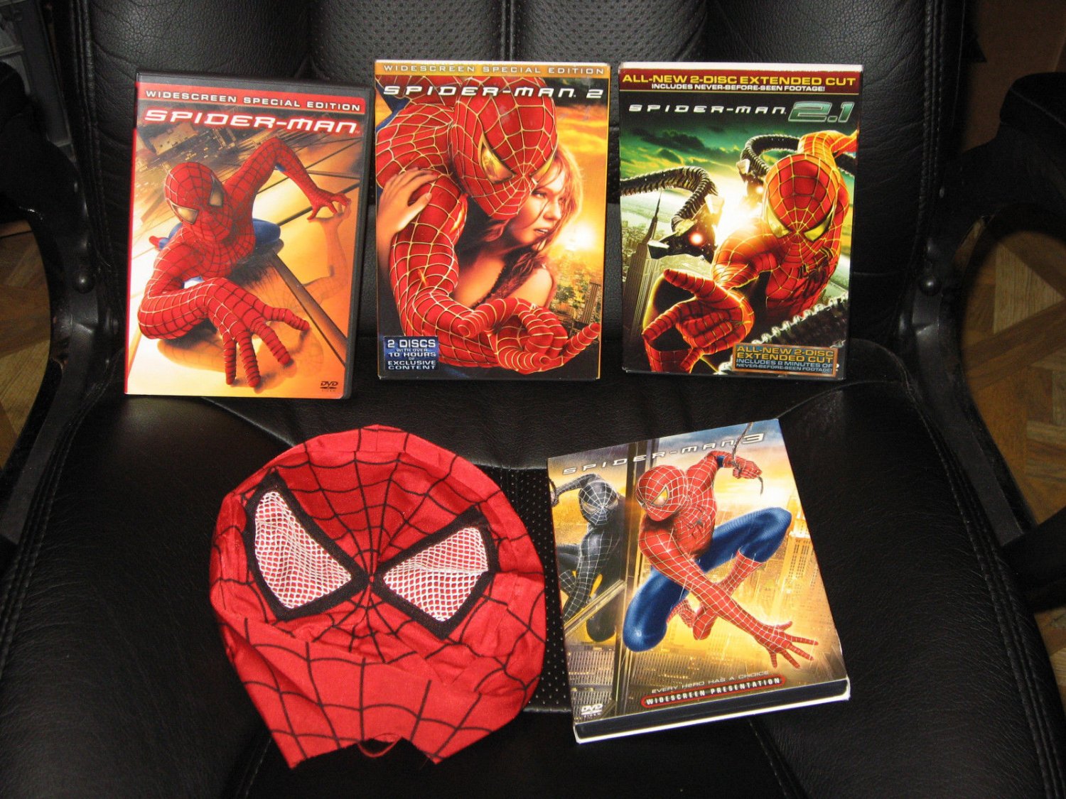 Set of Spider man DVDs 1 , 2 , 2.1 & 3 Free Mask !!! 