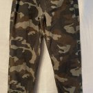 NWT American Eagle Mom Jean Super Stretch Camo High Rise Womens Jeans Size 4L