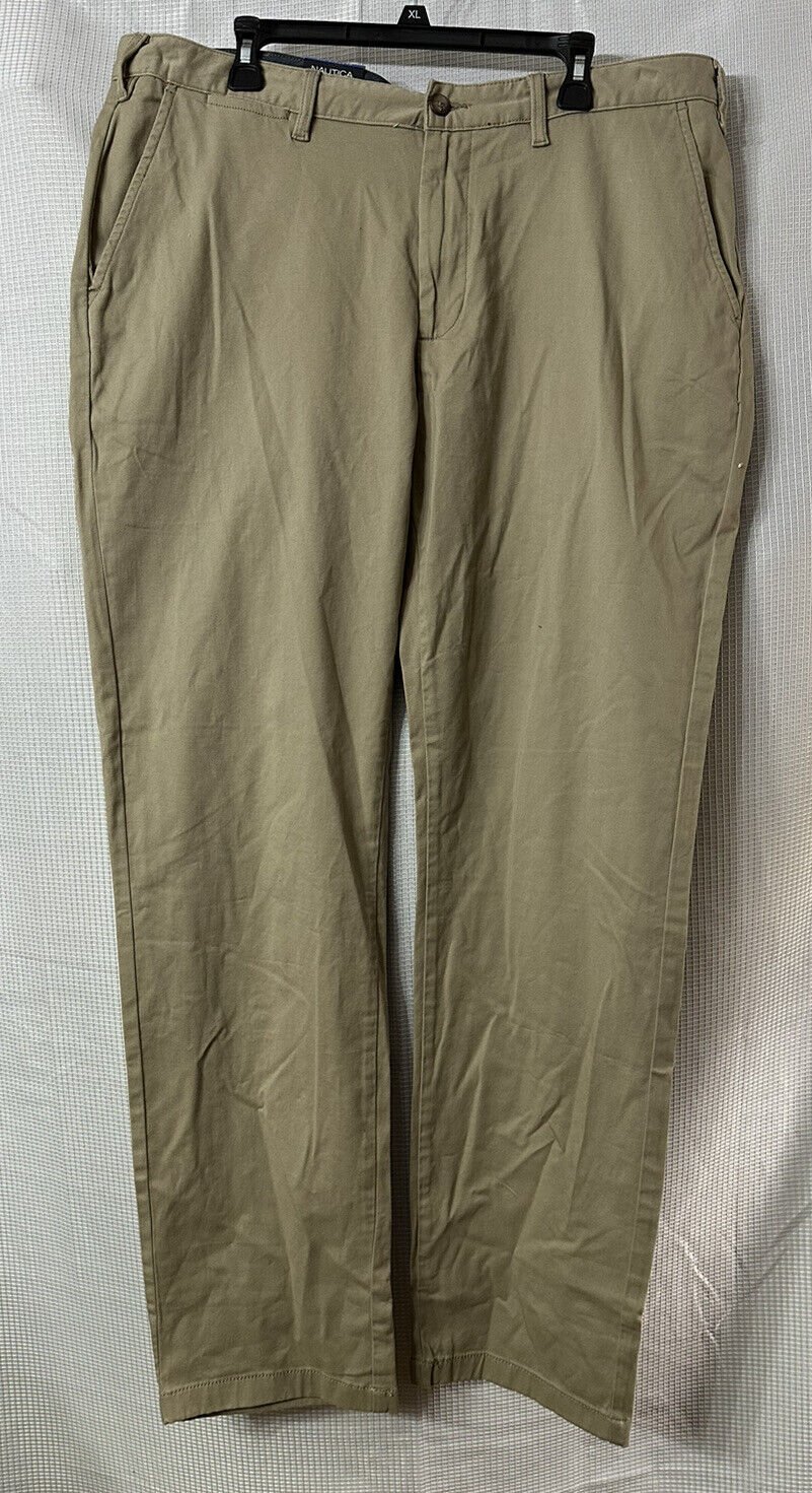 NWT Nautica Stretch Soft Twill Classic Fit Mens Khaki Pants Slacks Size 38x34
