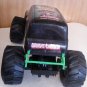 GRAVE DIGGER 4 TIME CHAMPION 4 X4 BACK TO THE BONE SCALE 1:64 DIECAST BIG TOY