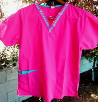 SZ:SM PRISTINE DICKIES FUSCHIA SCRUB L@@K!!