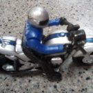 MAISTO 1:18 SCALE SPEEDY DIECAST MOTORCYCLE MODEL W. RACER DOLL