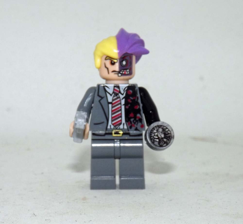 Two Face Batman DC Custom minifigure cartoon movie building toy figure!