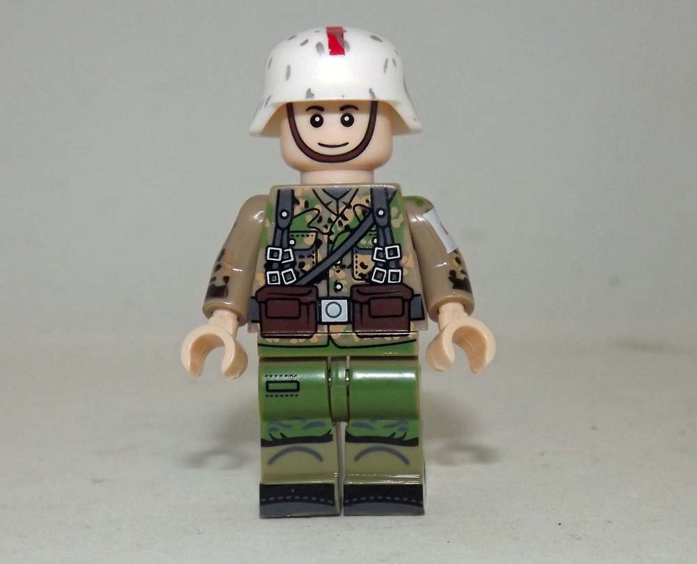 German Medic Soldier WW2 custom minifigure movie building  Army toy figure!