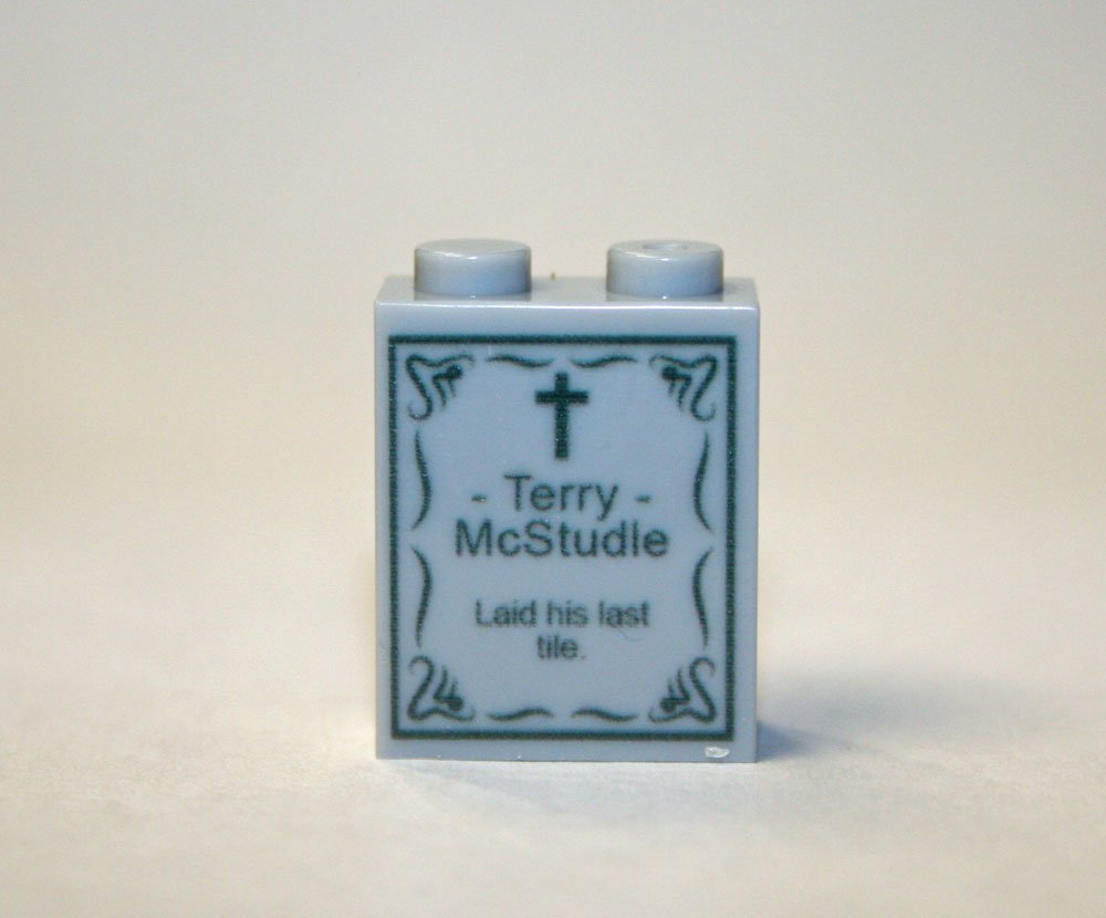 Tombstone grave RIP Terry McStudle for minifigure movie building toy figure