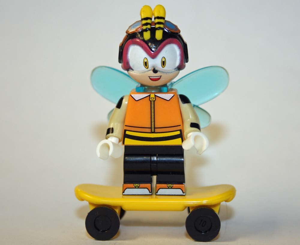Charmy the Bee Sonic the hedgehog Game Custom minifigure movie building toy figure