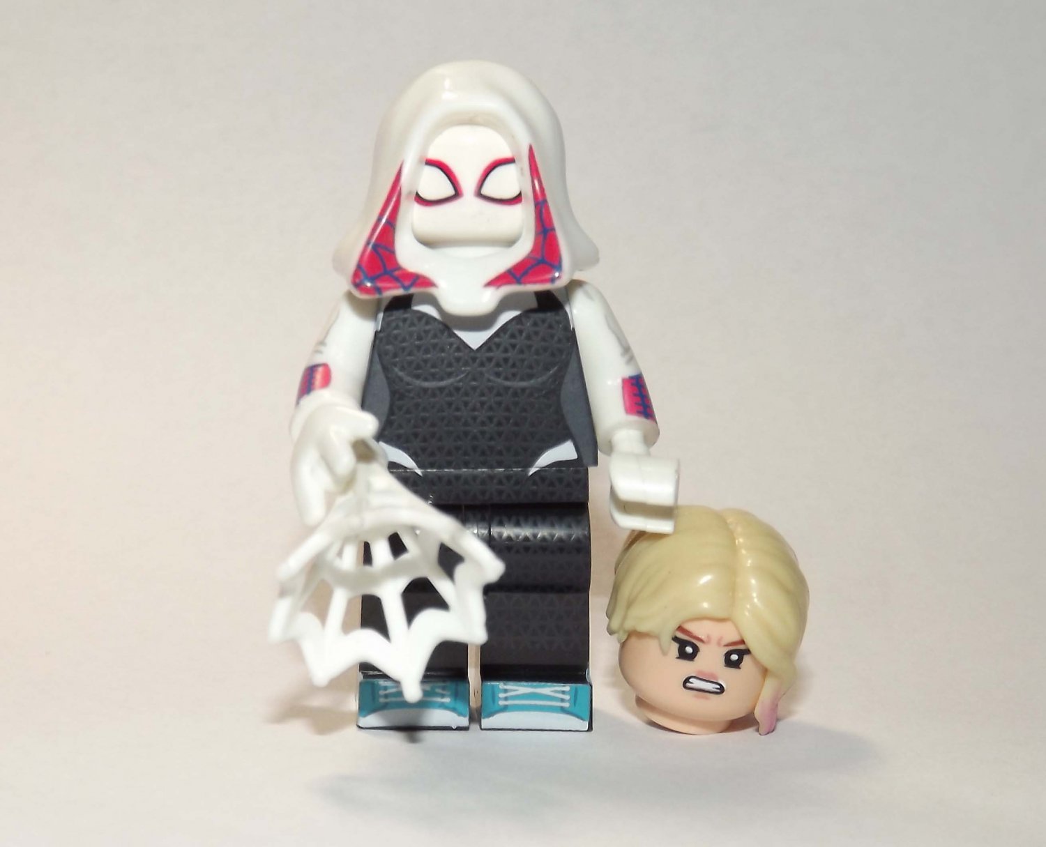Gwen Stacy  Across the  Spider-verse minifigure movie building toy figure