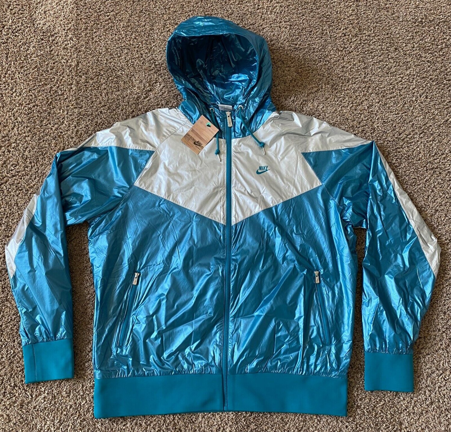 394755 450 nos NIKE RUNNING training JACKET MENS XL NEW WINDRUNNER GREEN SILVER