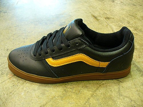 NEW VANS AV3 SKULL BOLTZ PALE GOLD M 6.5 SKATE NIB
