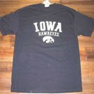 NEW IOWA HAWKEYES M MEDIUM T SHIRT NWT MED BLACK