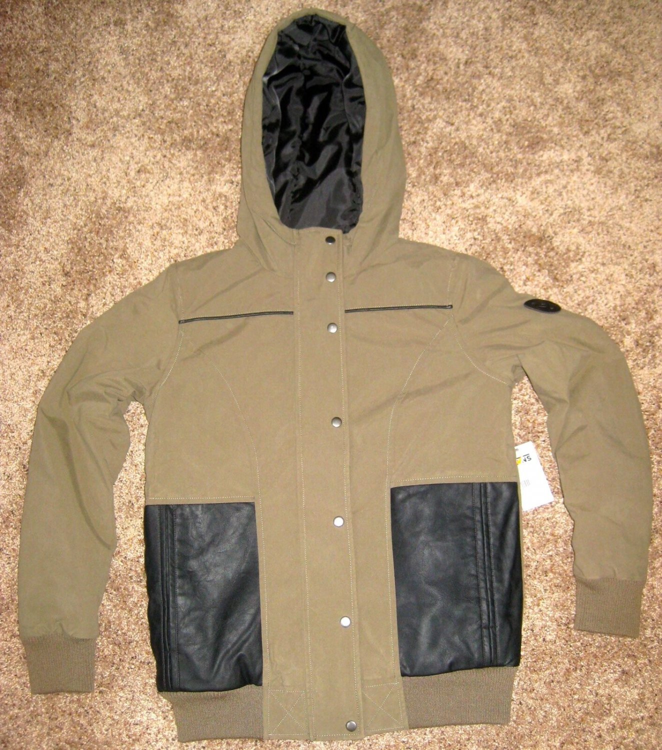 NEW Vans WOMENS STANDPOINT Jacket GREEN BLACK L LG PARKA COAT JACKET $120 KHAKI