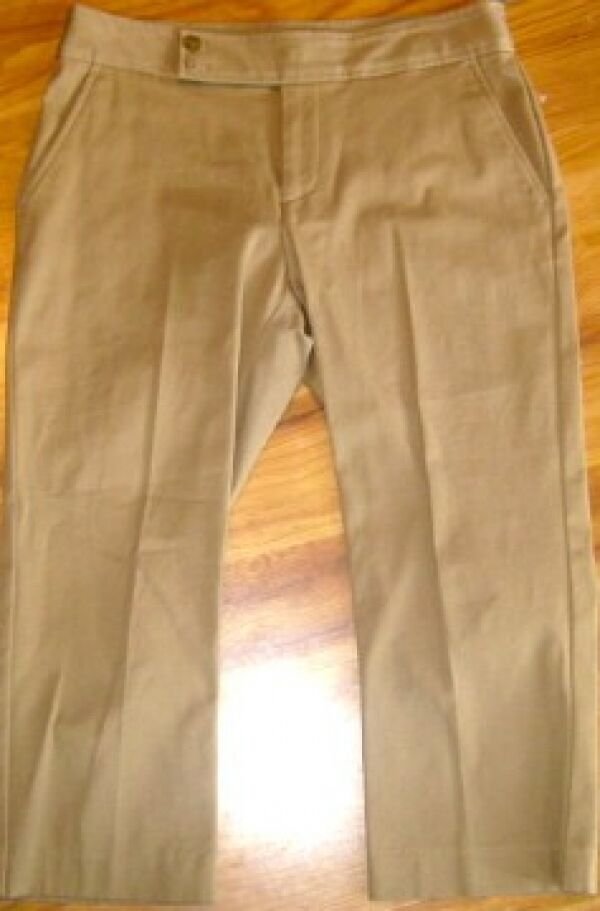 NEW WOMENS CHAPS MODERN EXPOSURE RID KHAKI CAPRI PANTS SIZE 6 FLAT FRONT NWT
