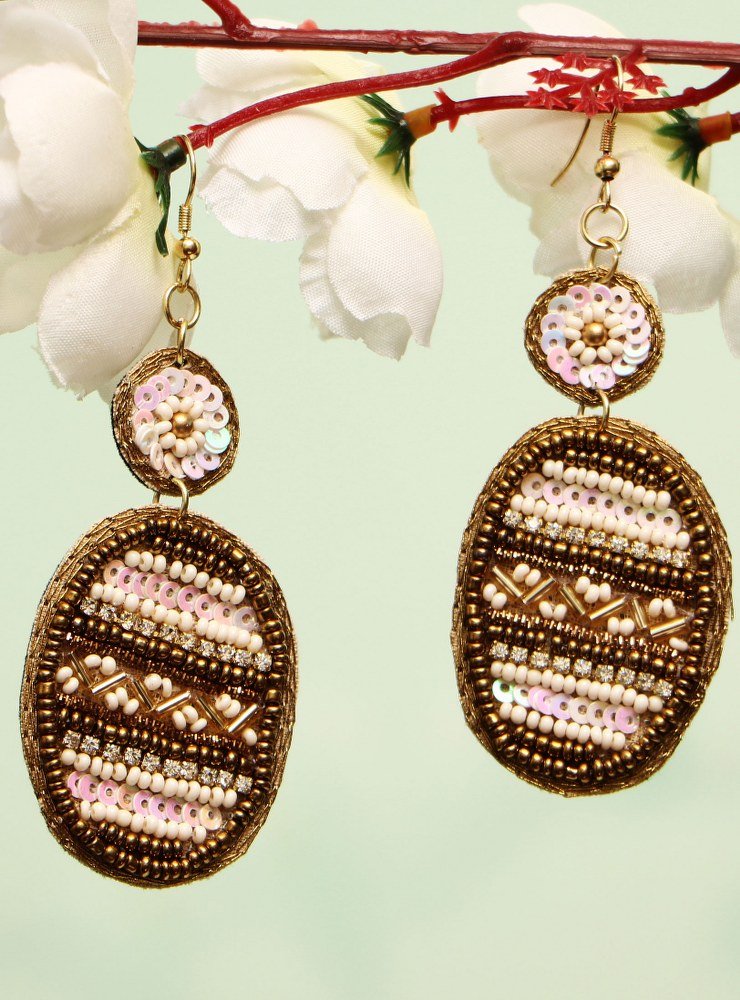 Handmade Artificial Earrings Cloud Dancer And Golden Color