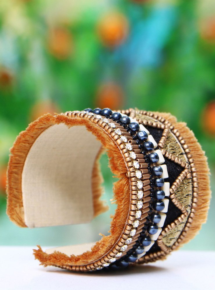 Handmade Artificial Bracelet Beeswax, Papyrus And Black Color