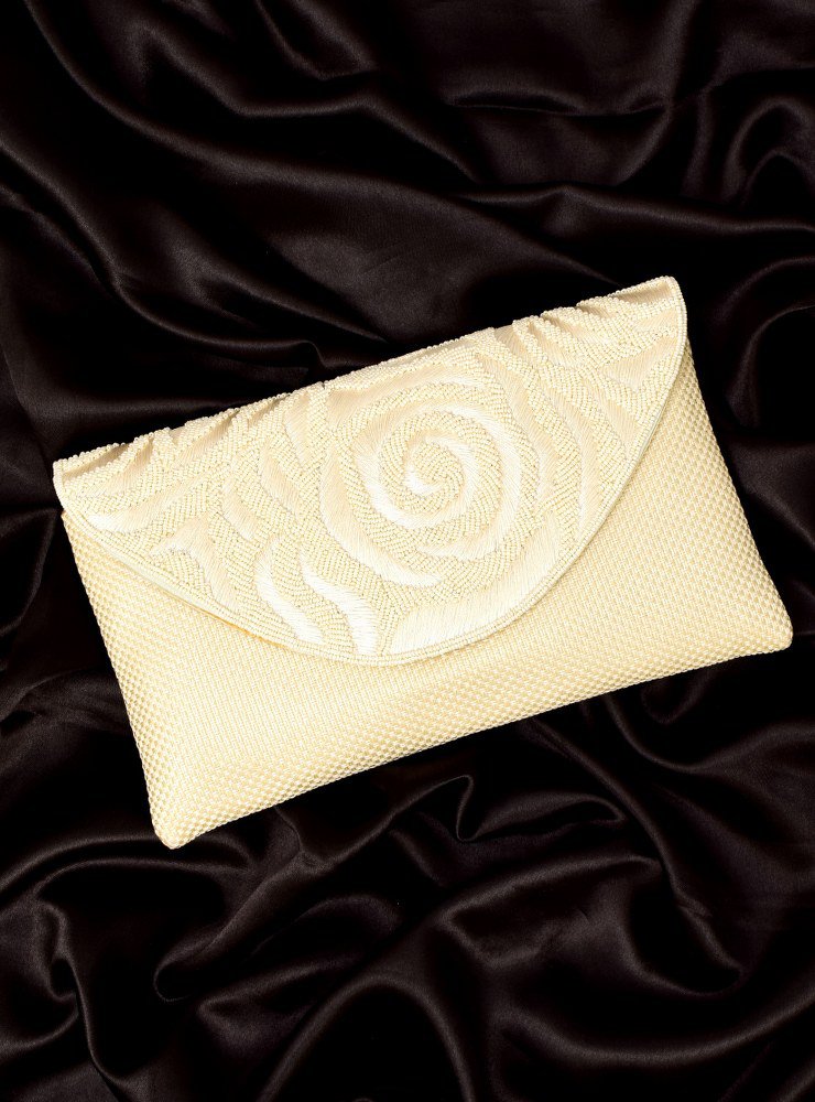 Embroidery Clutch Egret Color